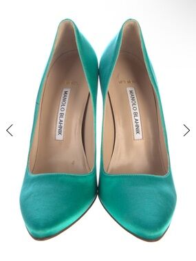 Manolo Blahnik Teal Satin Pointed-Toe Pumps — Vibrant Teal